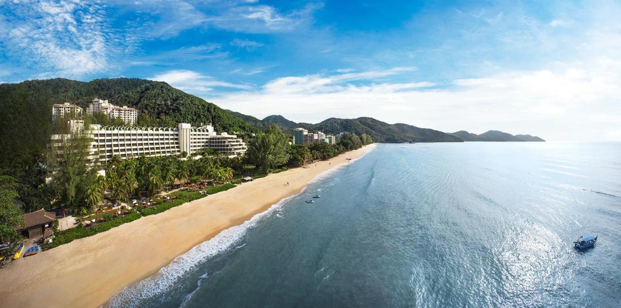 PARKROYAL Penang Resort Beach Malaysia