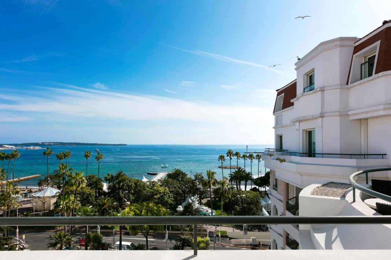 Hôtel Barrière Le Majestic Cannes - Beach Resorts France