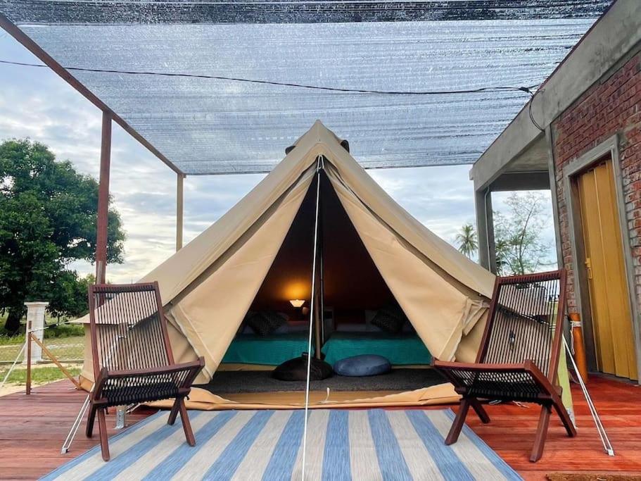 Rembulan Escape - Beachfront Bell Tent