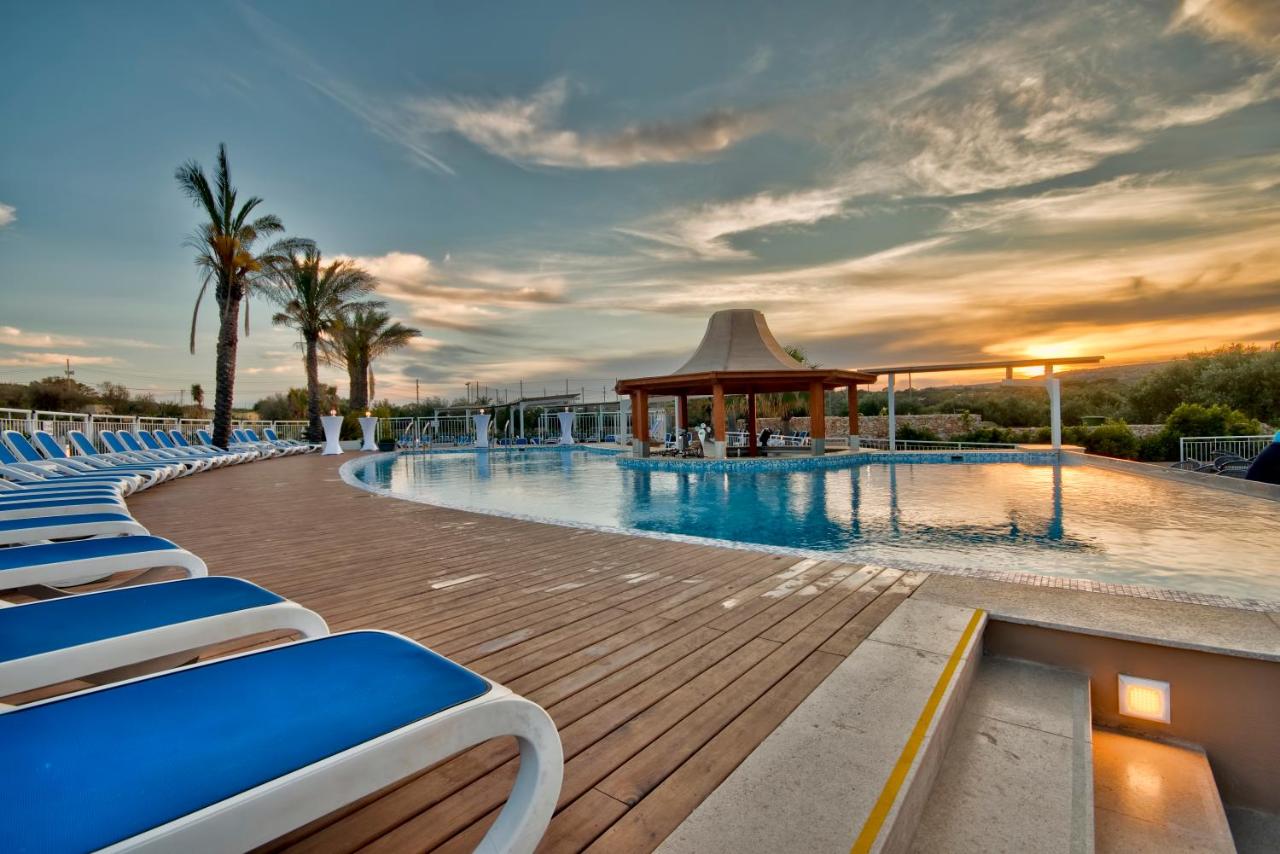 db Seabank Resort + Spa All Inclusive - Malta