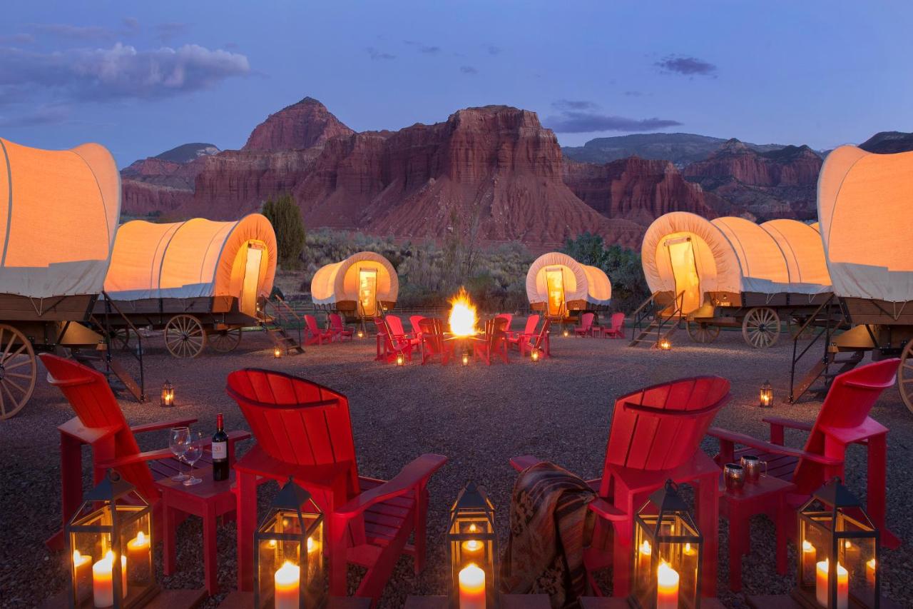 Capitol Reef Resort - Glamping with Hot Tub
