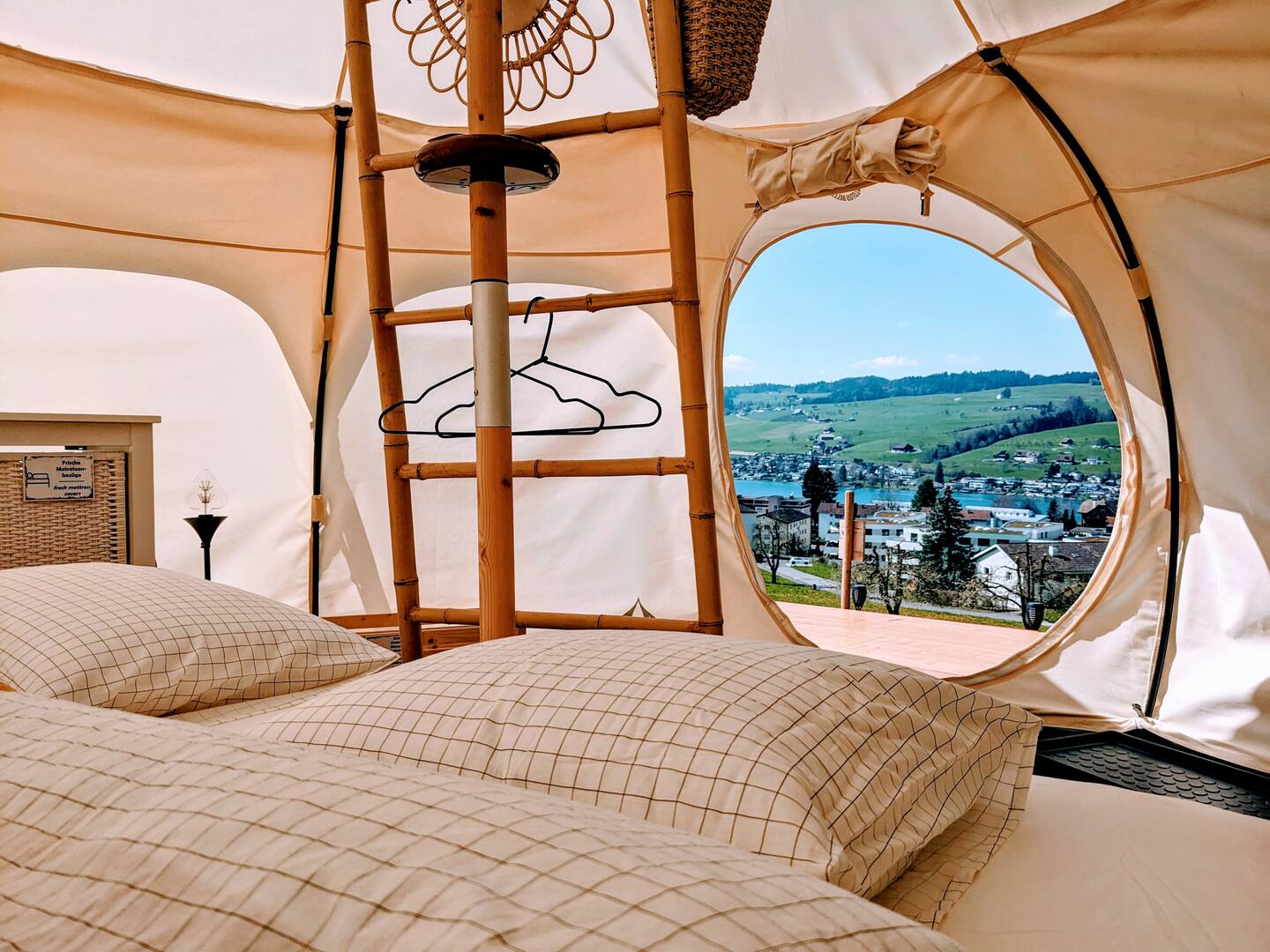 Cozy LotusBelle Tent with Panoramic Views - Switzerland