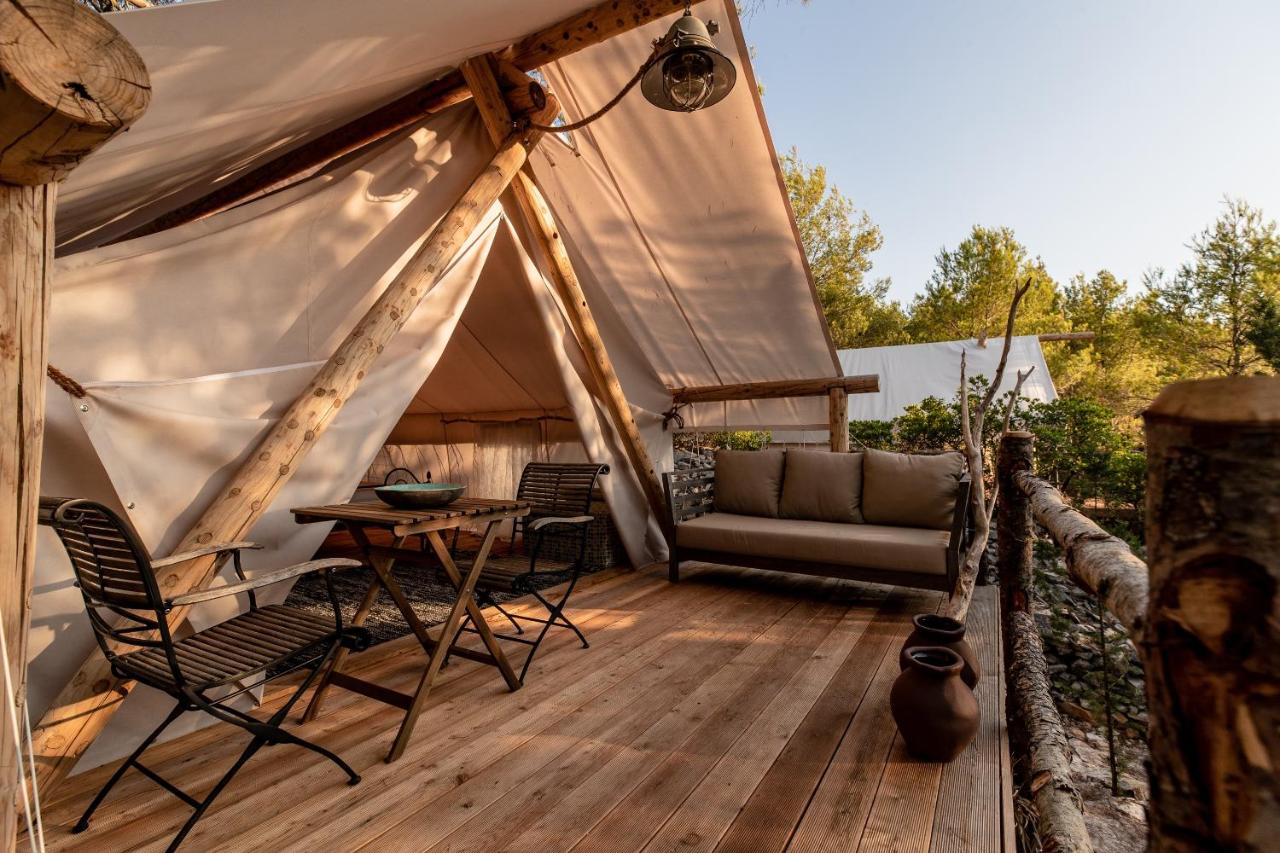 Plage Cache’e Glamping Croatia