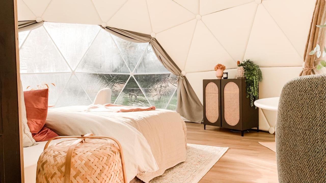 Romantische glamping dome