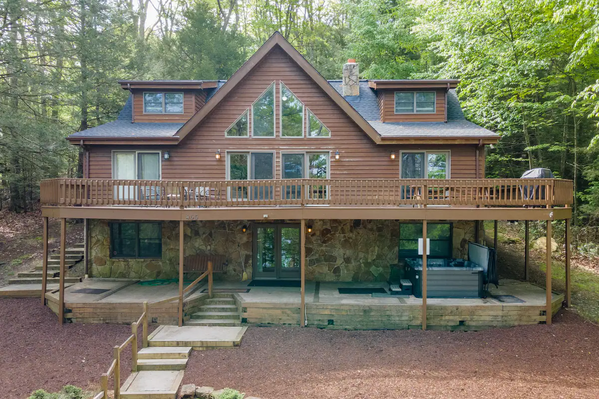 Stonegate Luxury Cabin