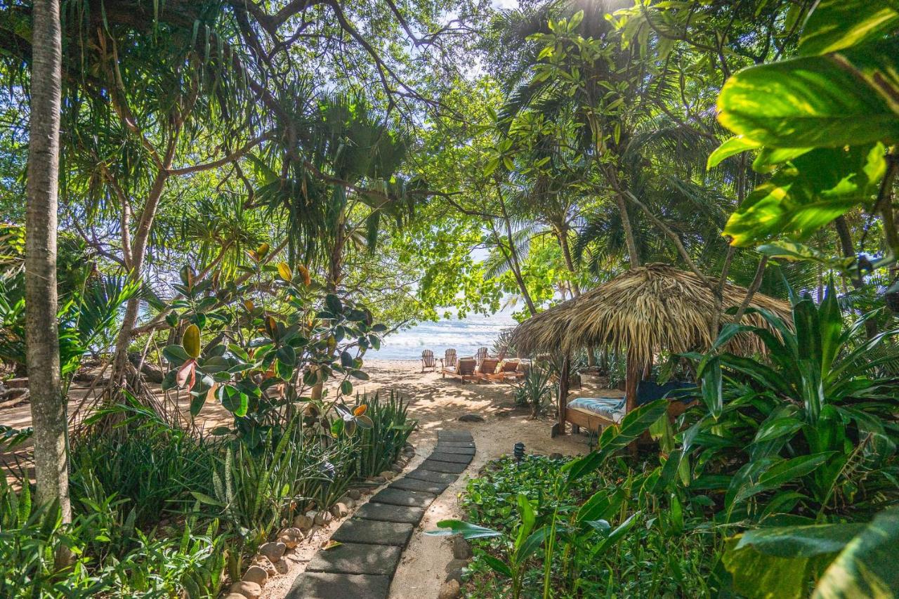 Sueño del Mar Beachfront Hotel Costa Rica