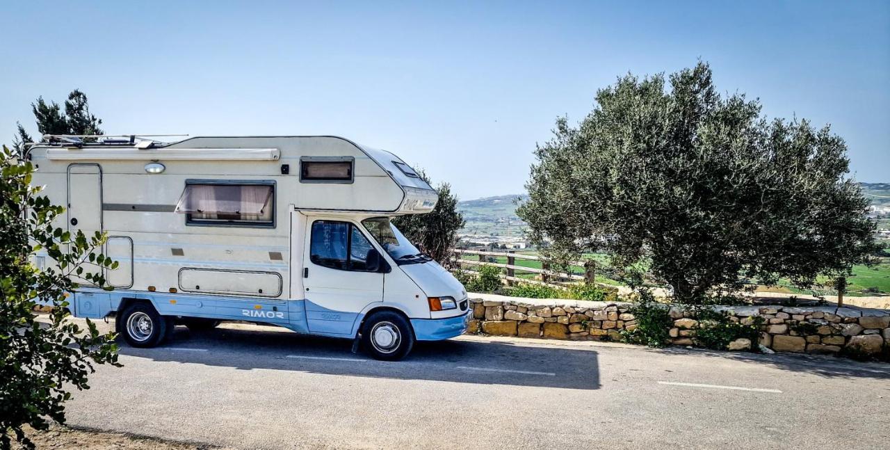 Sunkiss Camper Glamping in Malta