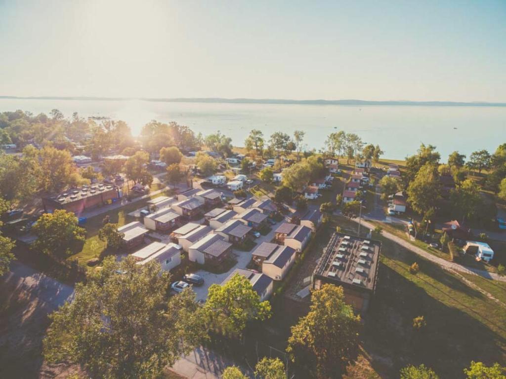 Aranypart Camping - Hungary