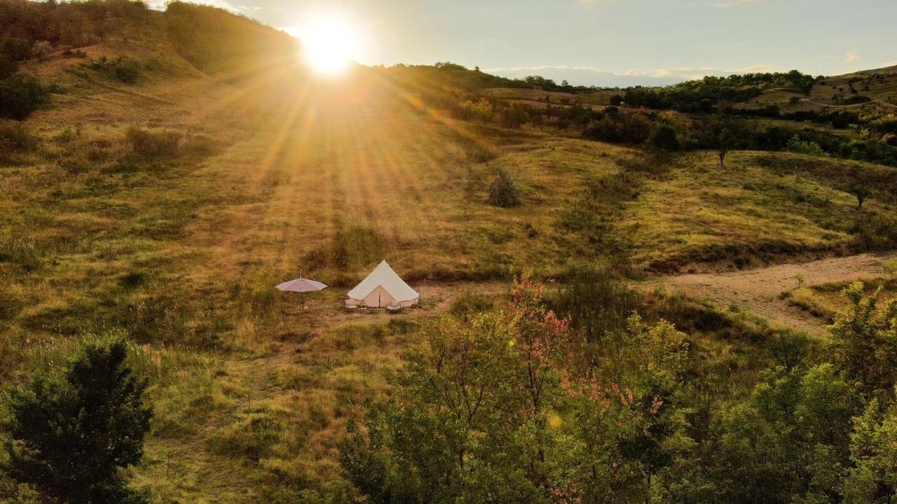 Glamping Orange Valley - Romania