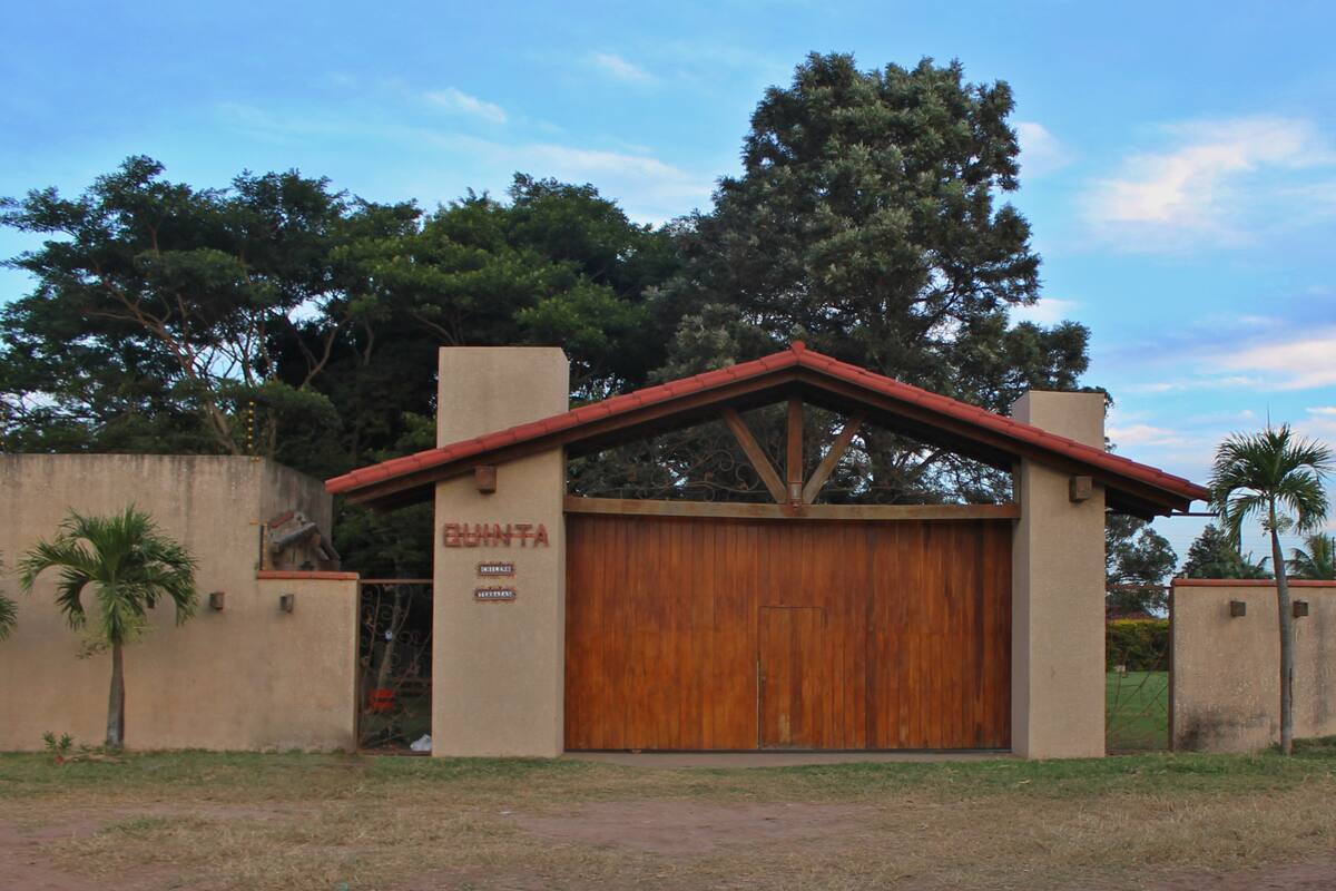 Spectacular Cottage Near Cotoca