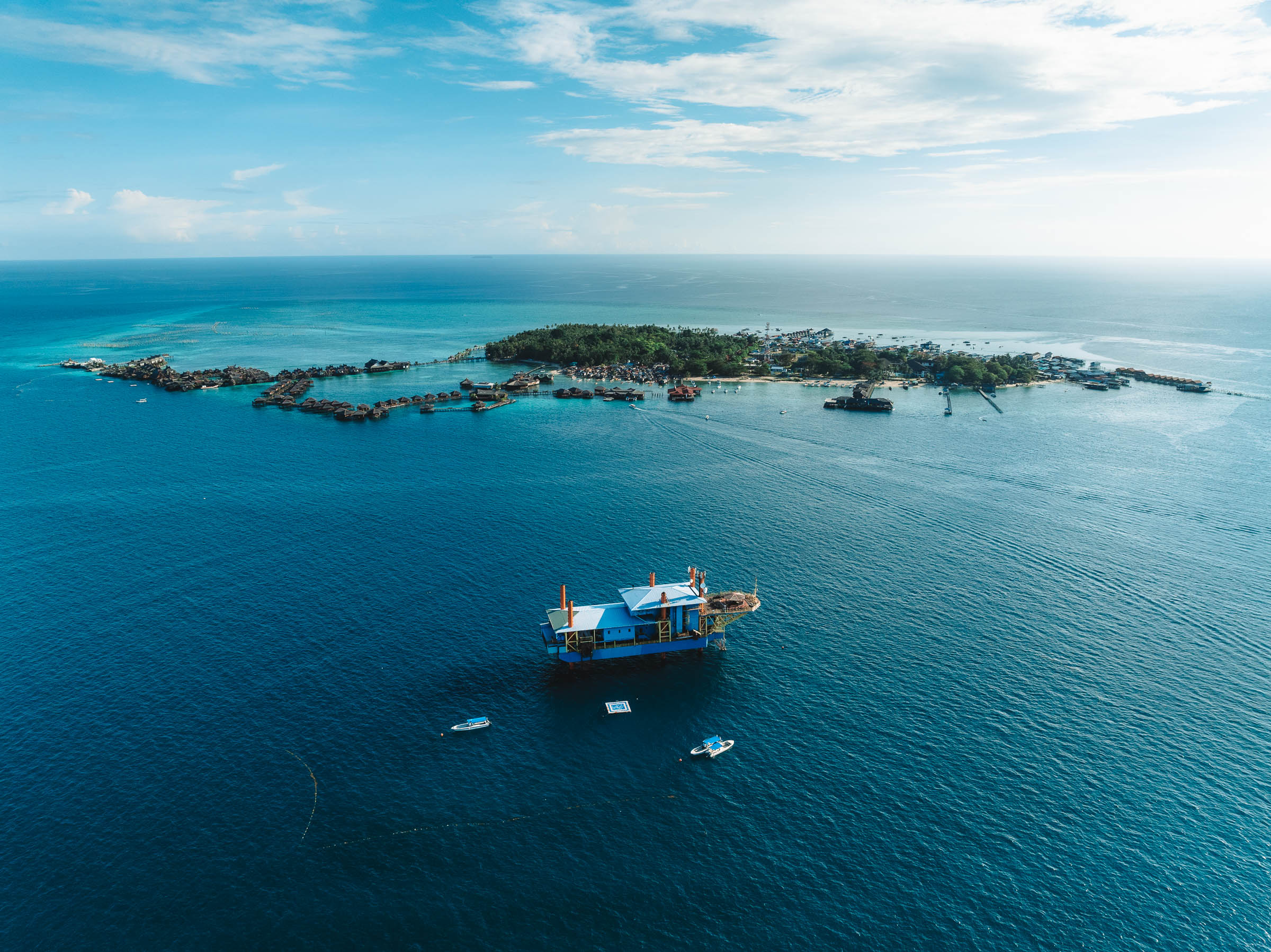 Seaventures Dive Rig Mabul Island